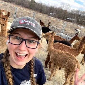 Meet your Posher, Bailey